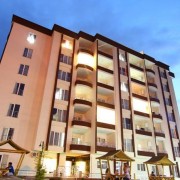 Royal Life Residence